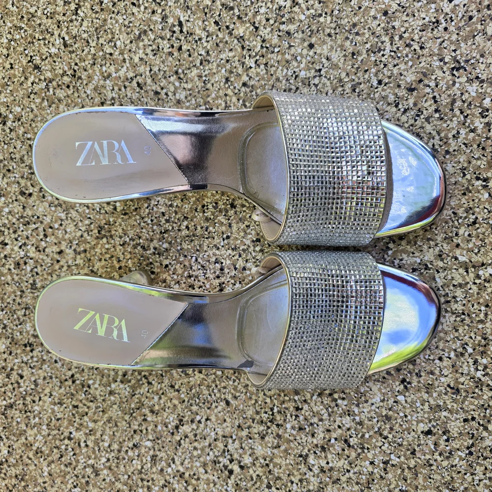 Zara Glamorous Sparkly Silver Heeled Sandals, Size 40 - Picture 4 of 14